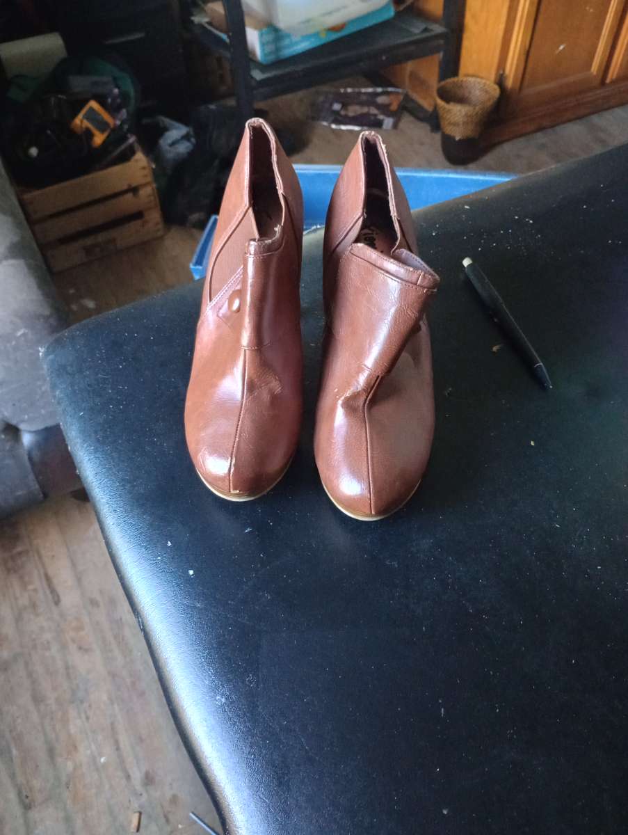 womens shoes and clothes