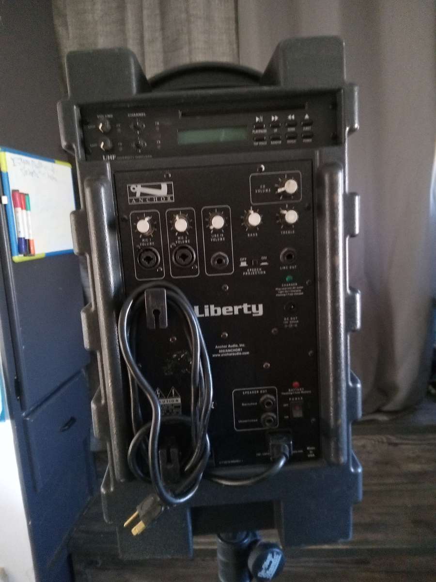 Anchor PA speaker with stand