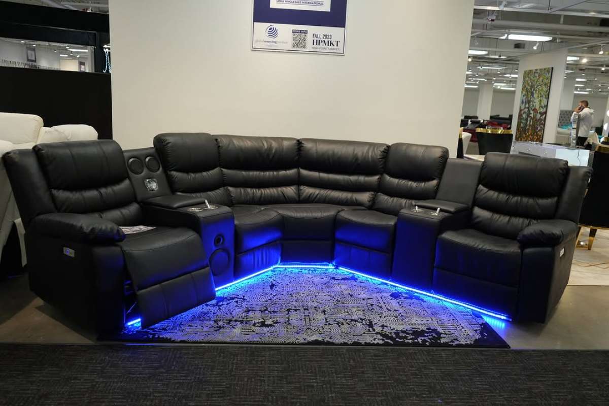 Se vende Seccional Reclinable electrico