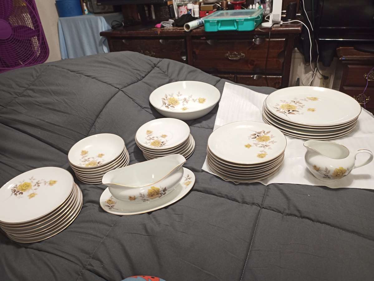 style house Valerie fine China