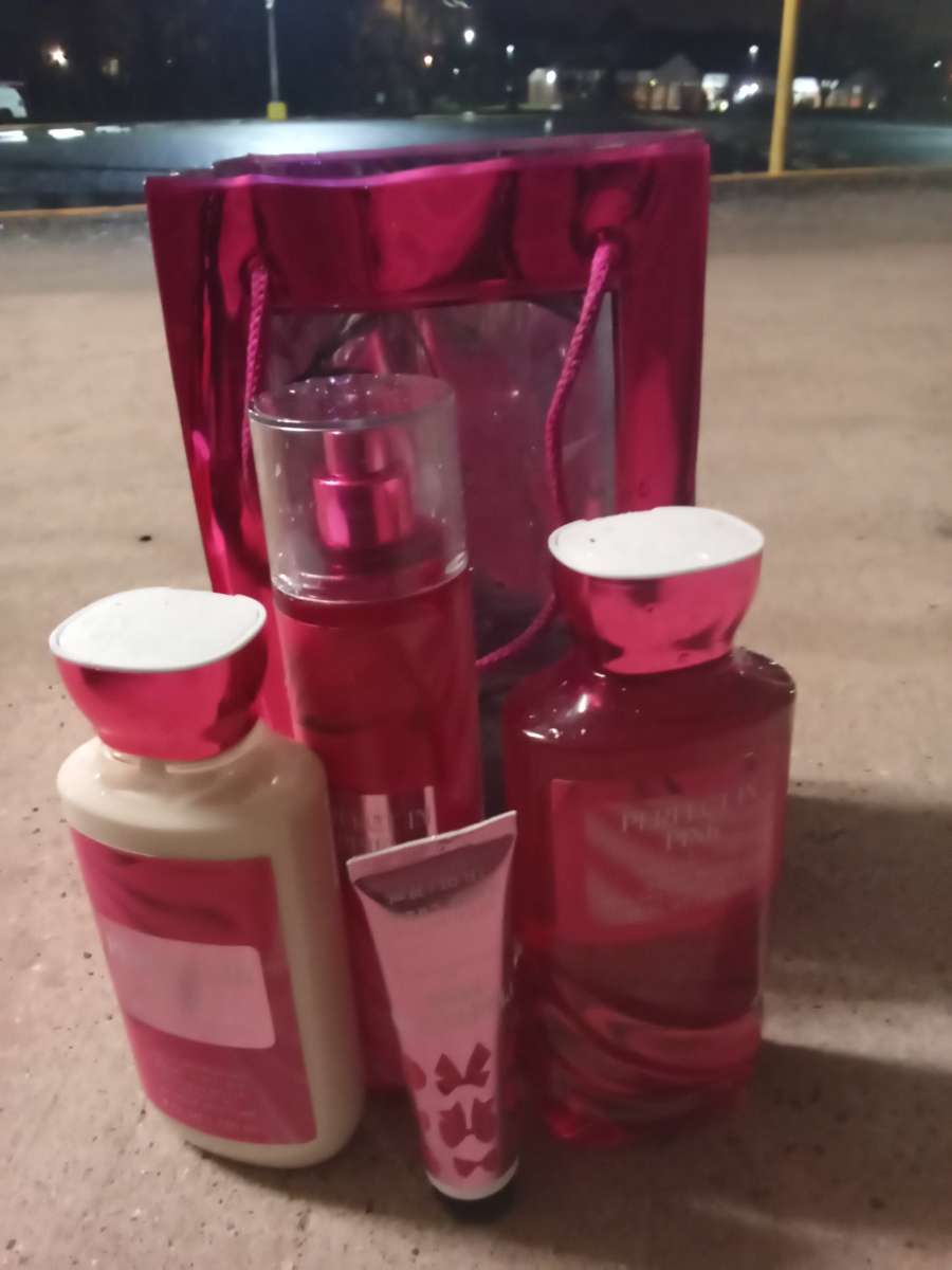 bath n body works gift set