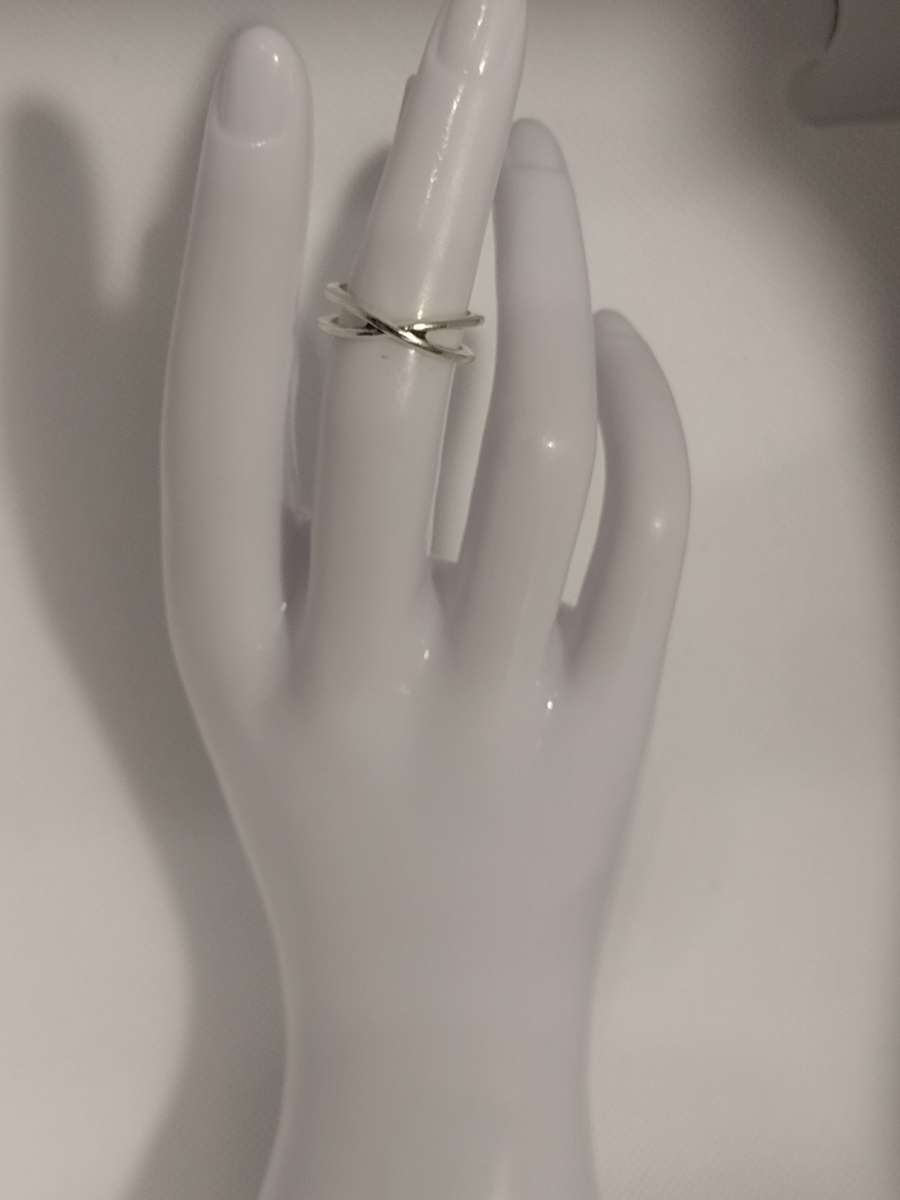Silver Criss Cross Ring