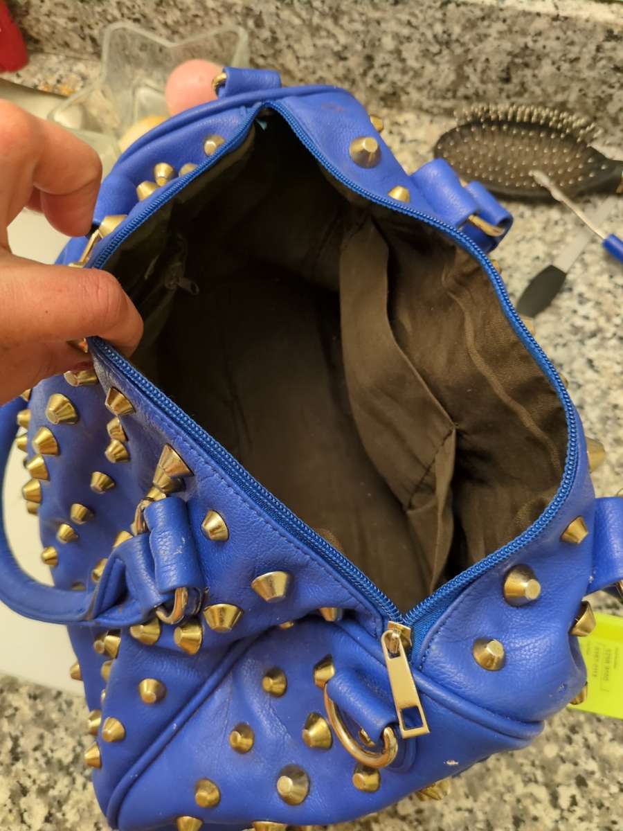 hand bag blue studs