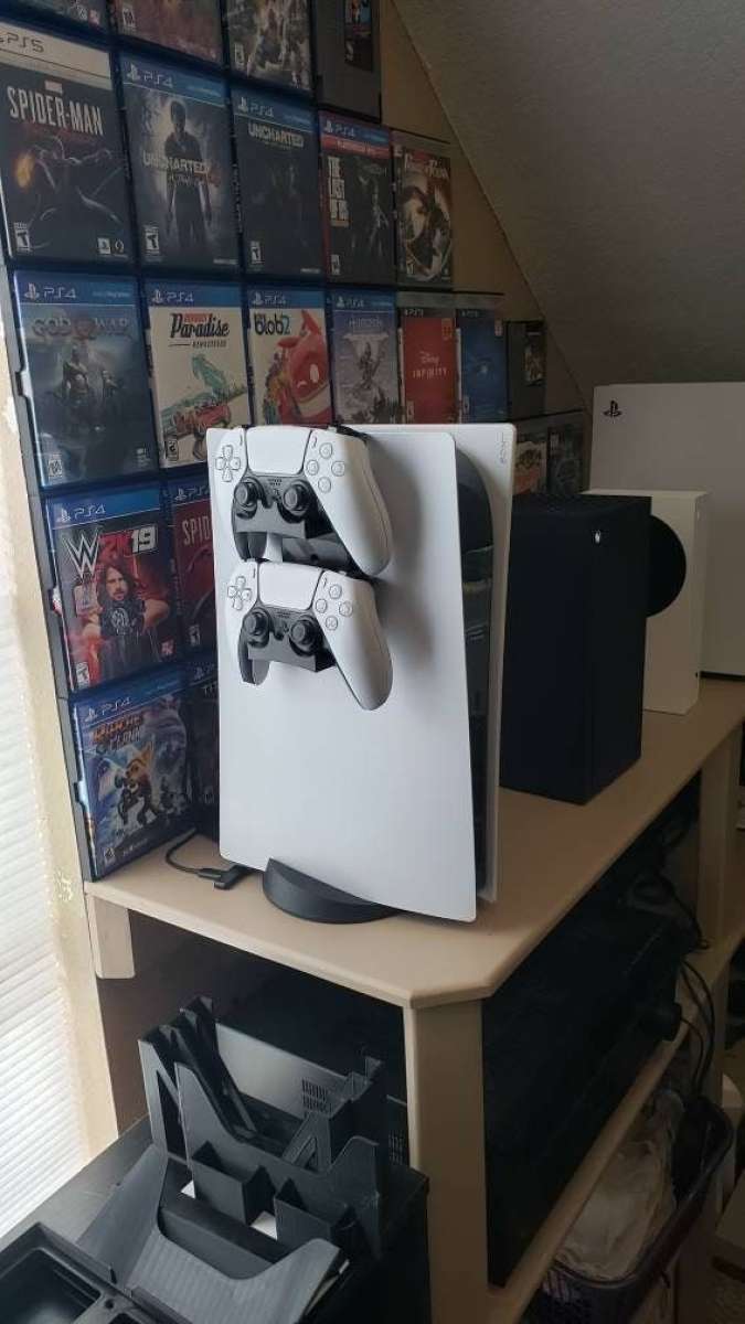 ps5 with 2 controllers