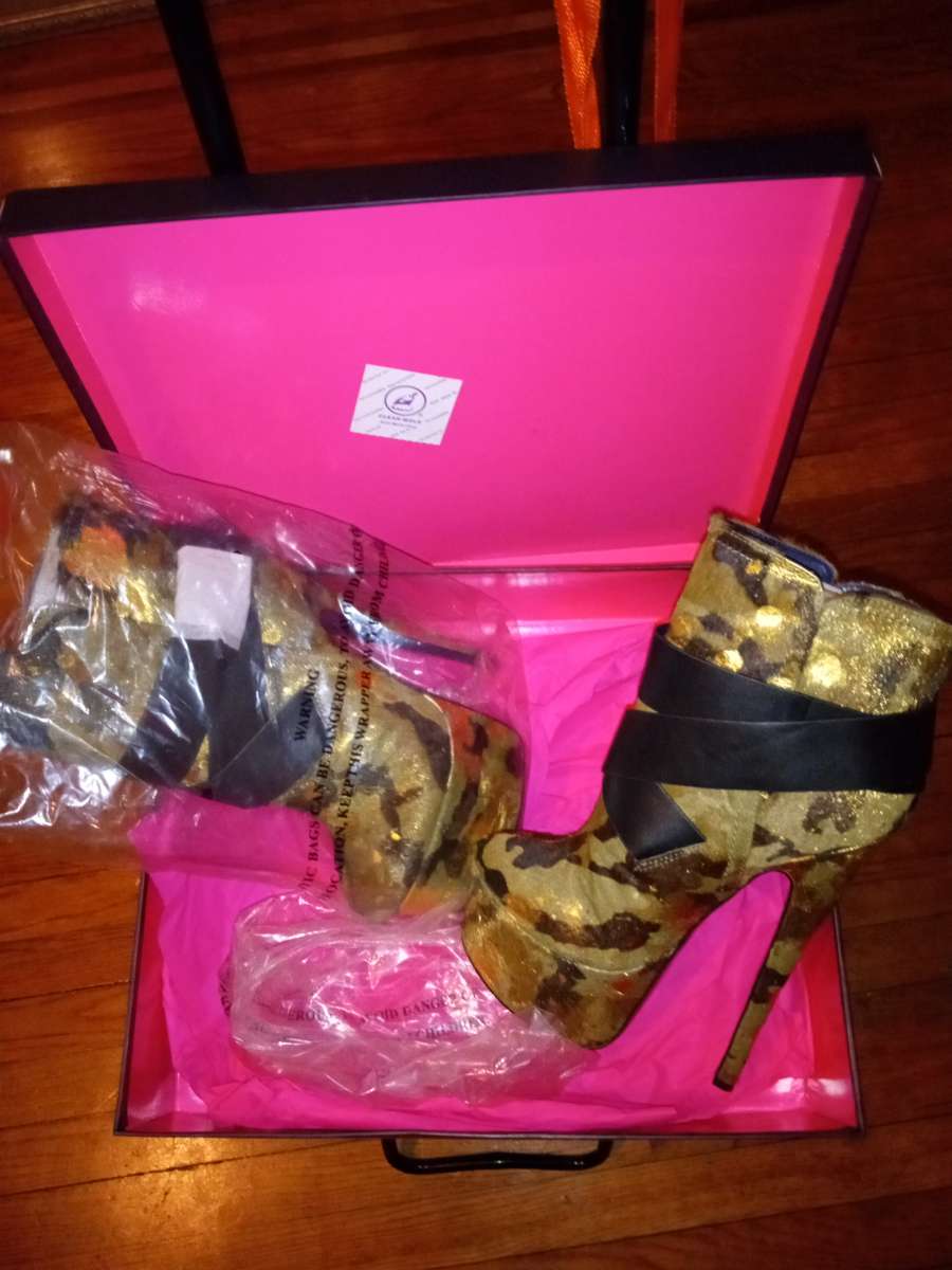 GREAT PRICES FOR BRAND NEW IN BOX LONDON TRASH WOMEN SHOES