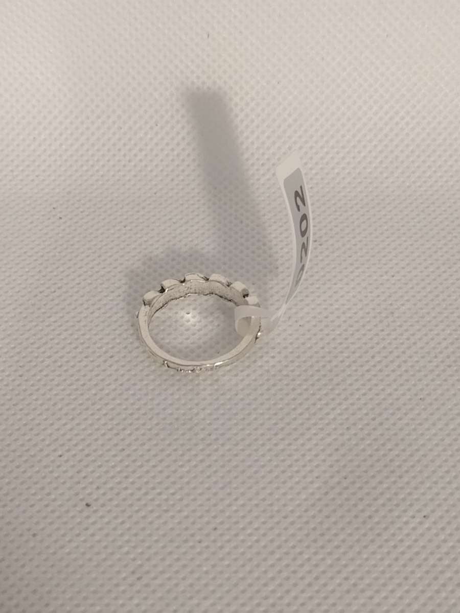 Silver Leaflet Ring