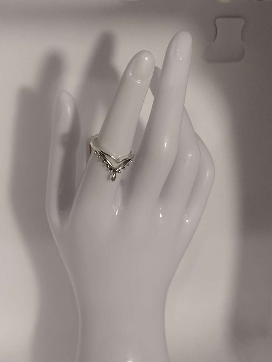 Veil Style Silver Ring