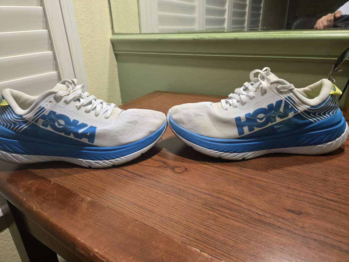 5 pair of womens shoes  Michael Kohrs are brand new