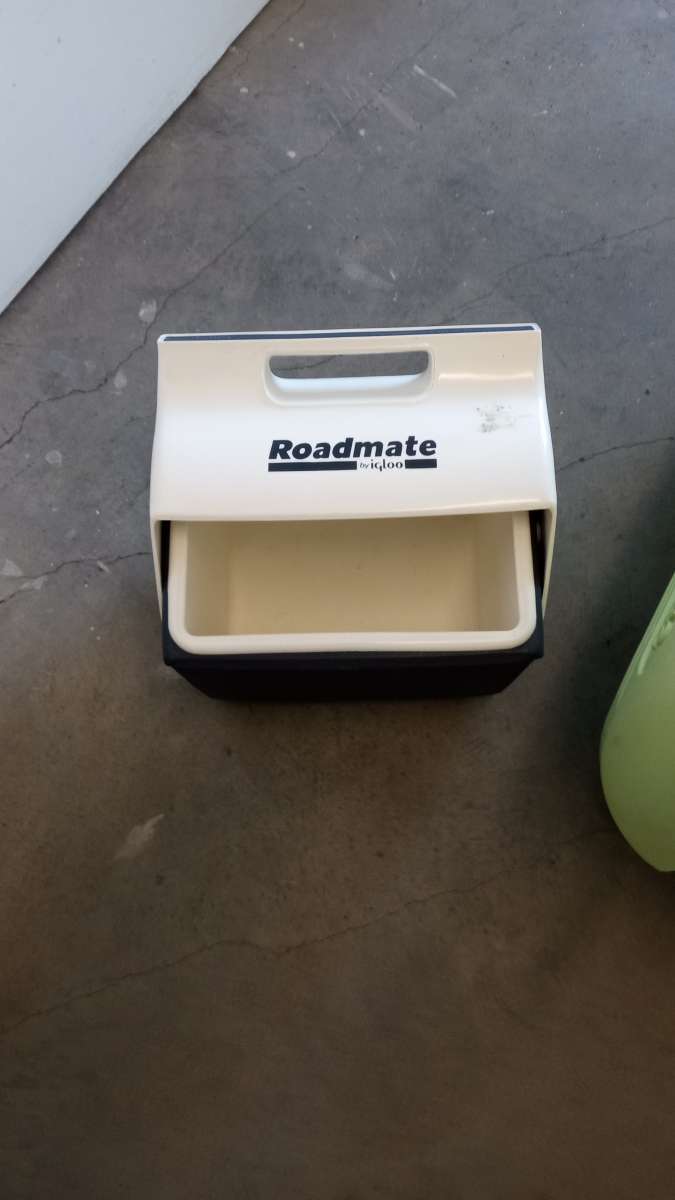 the 3 ice cooler different size