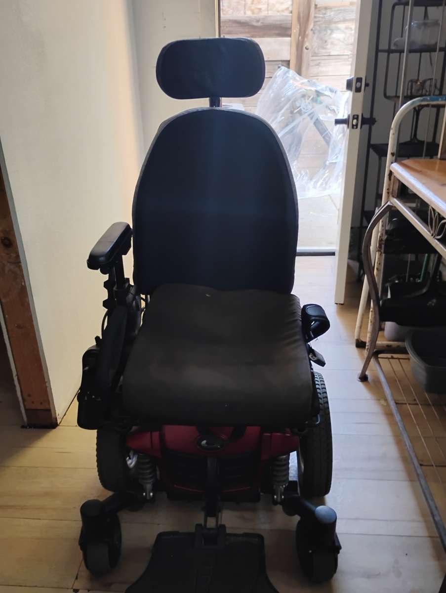 QUANTUM Q6 EDGE MOBILITY SCOOTER