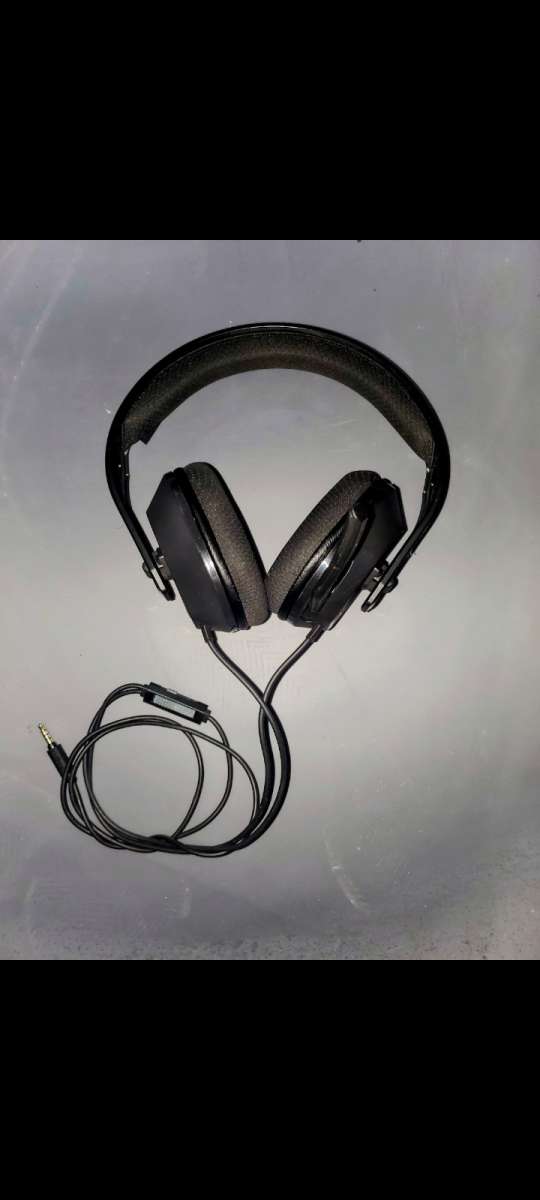 Xbox one series x s hard drive Headset And HDMI cords