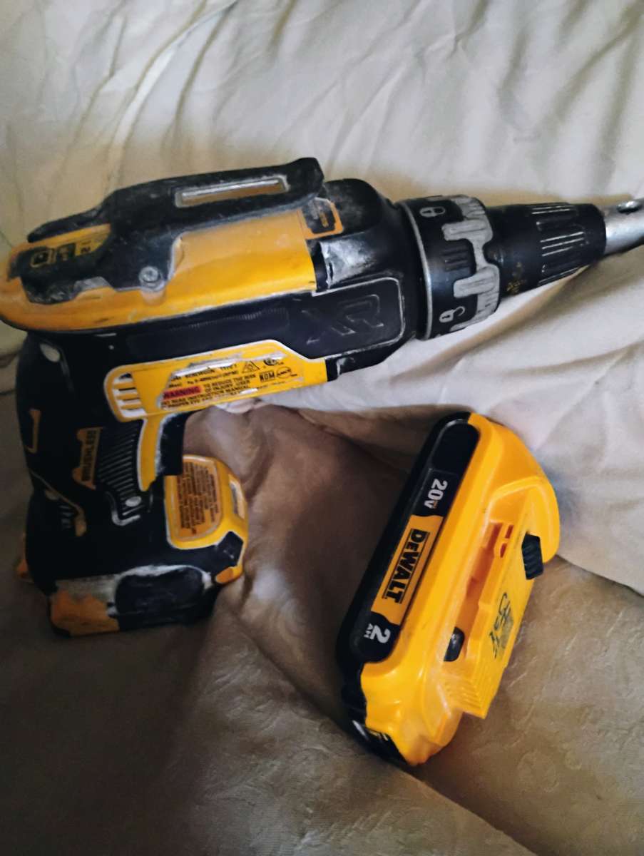 pistola usada solo 3 veces y pila nueva