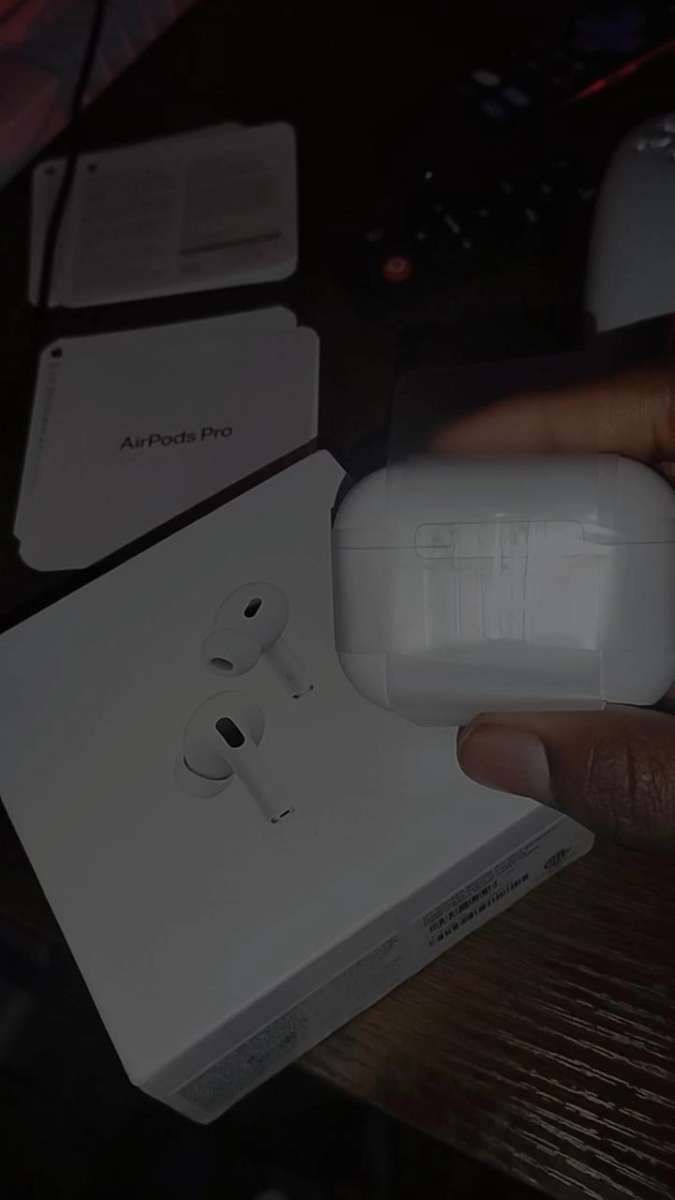air pods pros