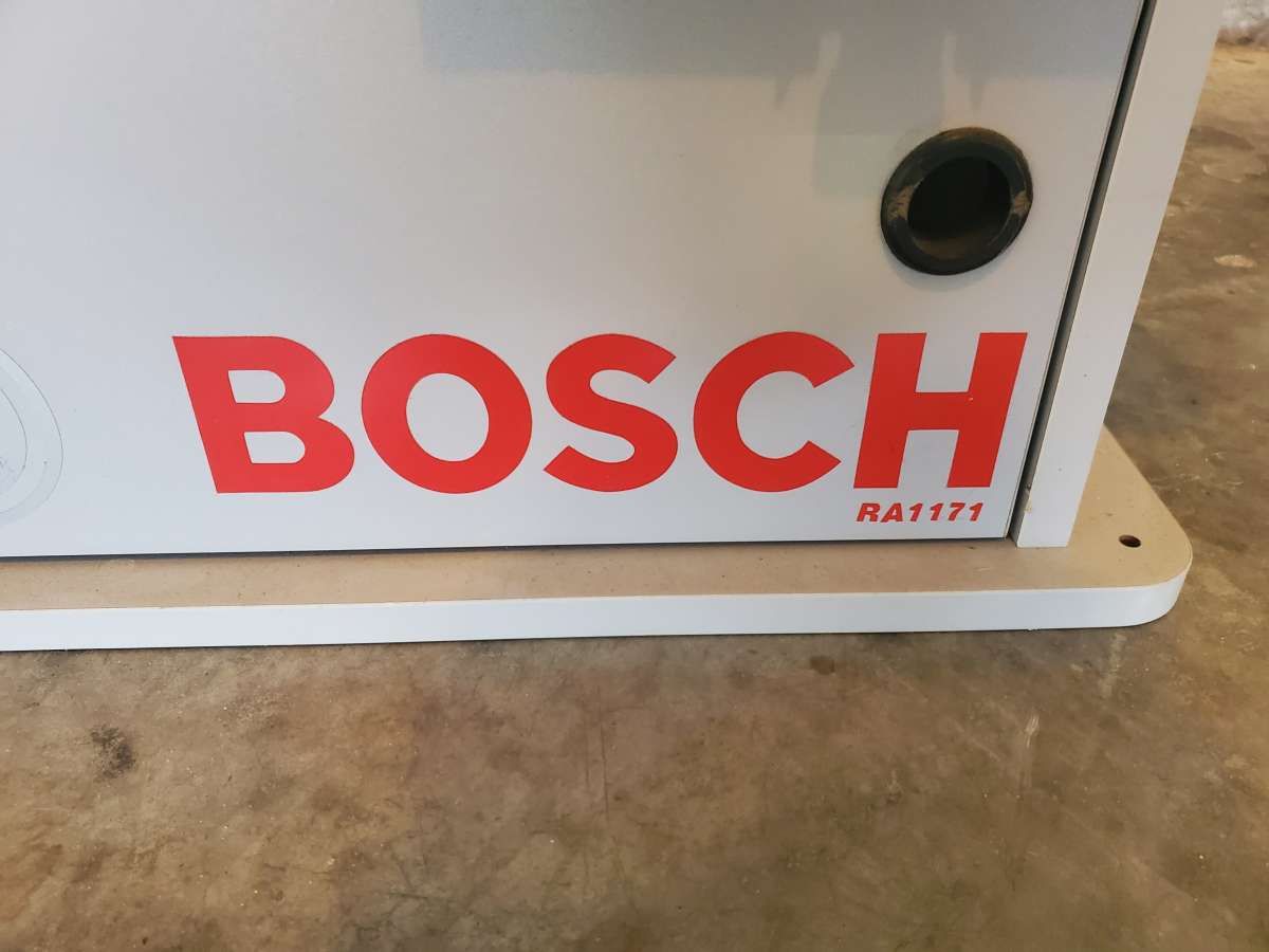 Bosch  Router Table  Includes Fence Board  Model RA1171  Lig
