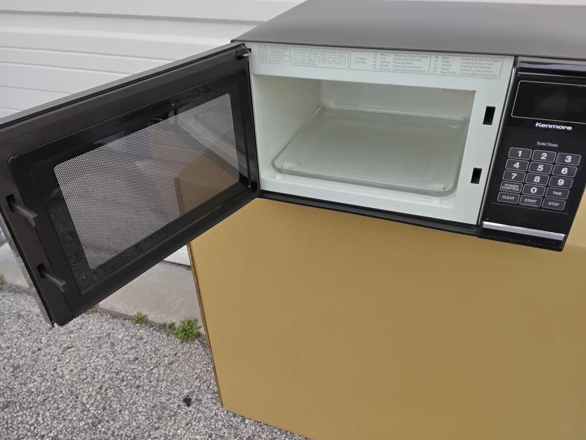 Nice Sears Kenmore Dark Brown Small Microwave Oven OEM