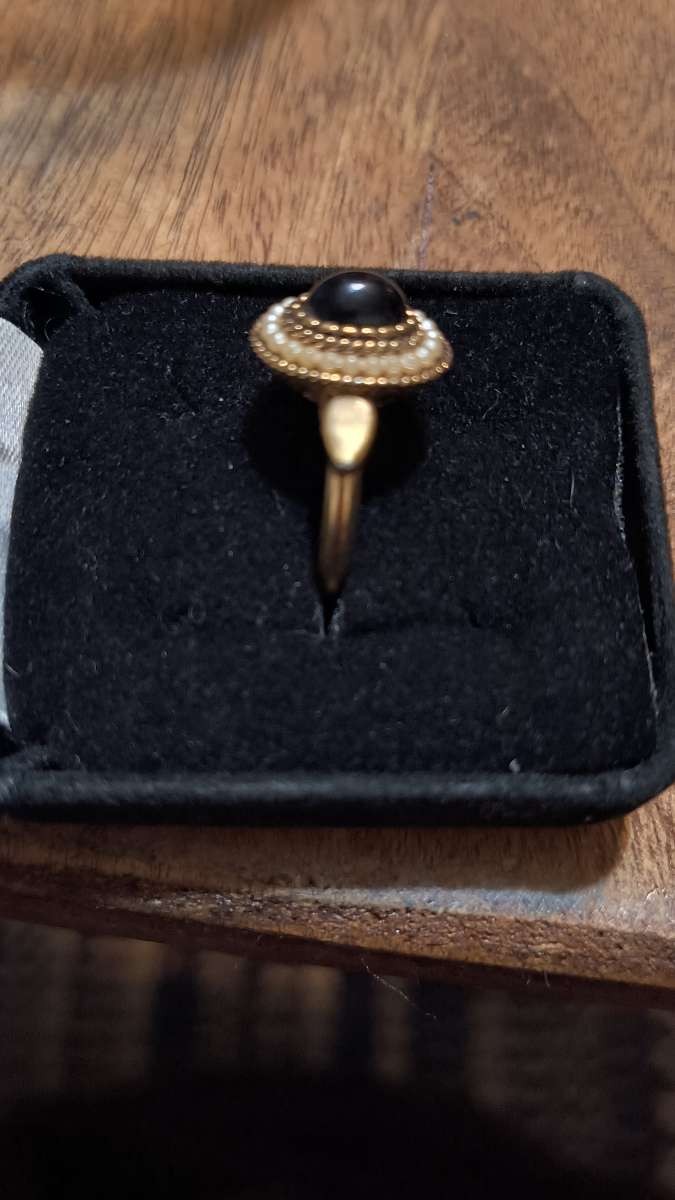 Vintage Avon Ring
