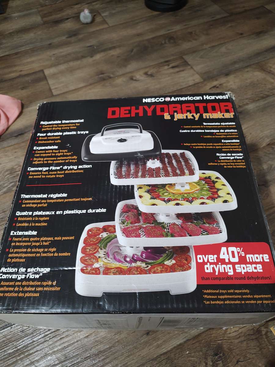dehydrator and jerky maker
