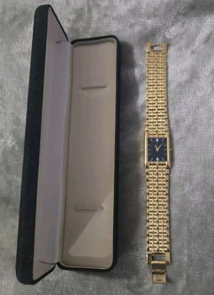 Bulova Gold Introducing Modern Quadra