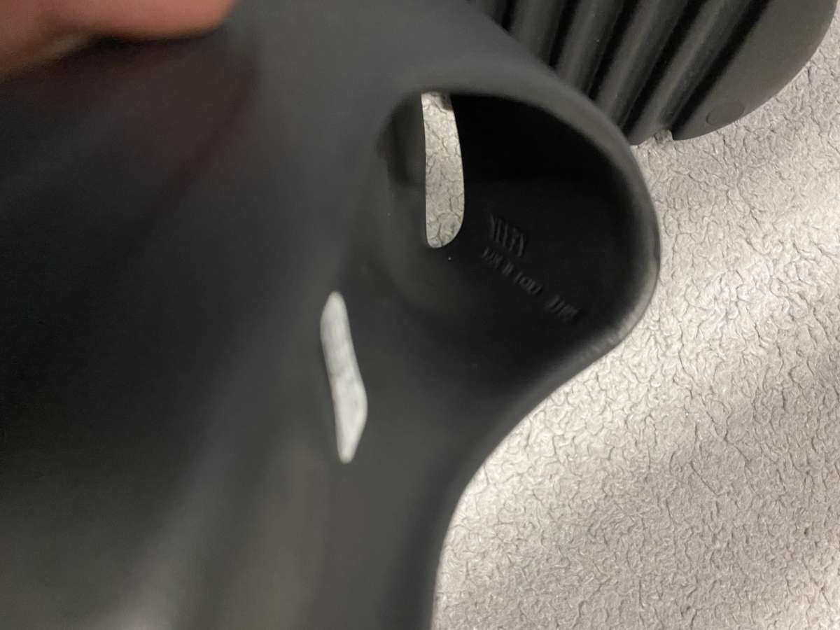 Yeezy Slide Onyx Size 11