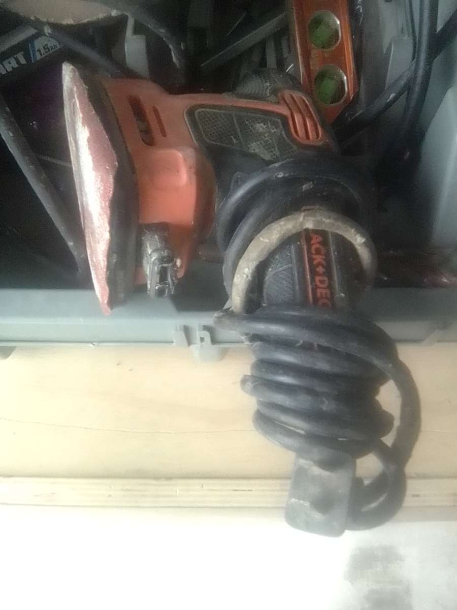 Black and Decker Sander