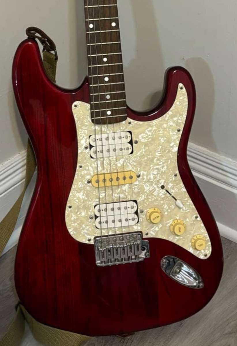 Slammer Hammer Guitar