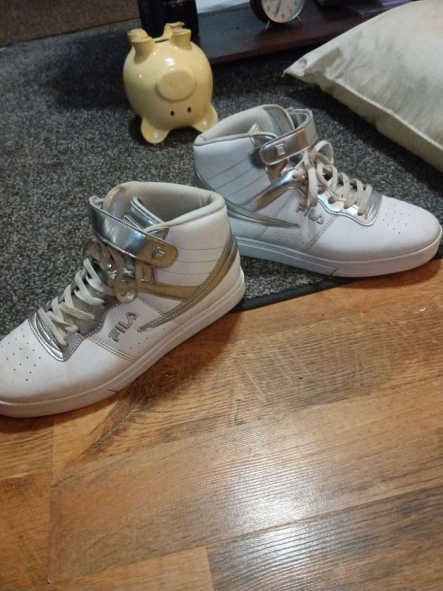 Womens Filas size 11