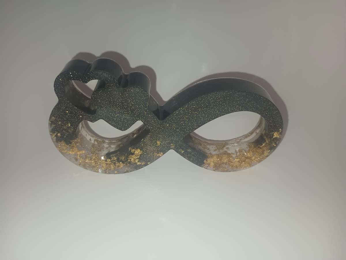 Handmade epoxy resin infinity piece