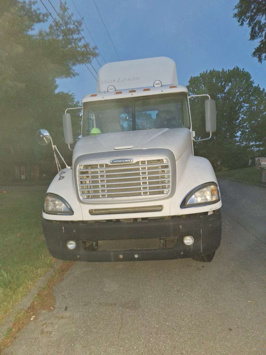 2007 freightlinner  columbia