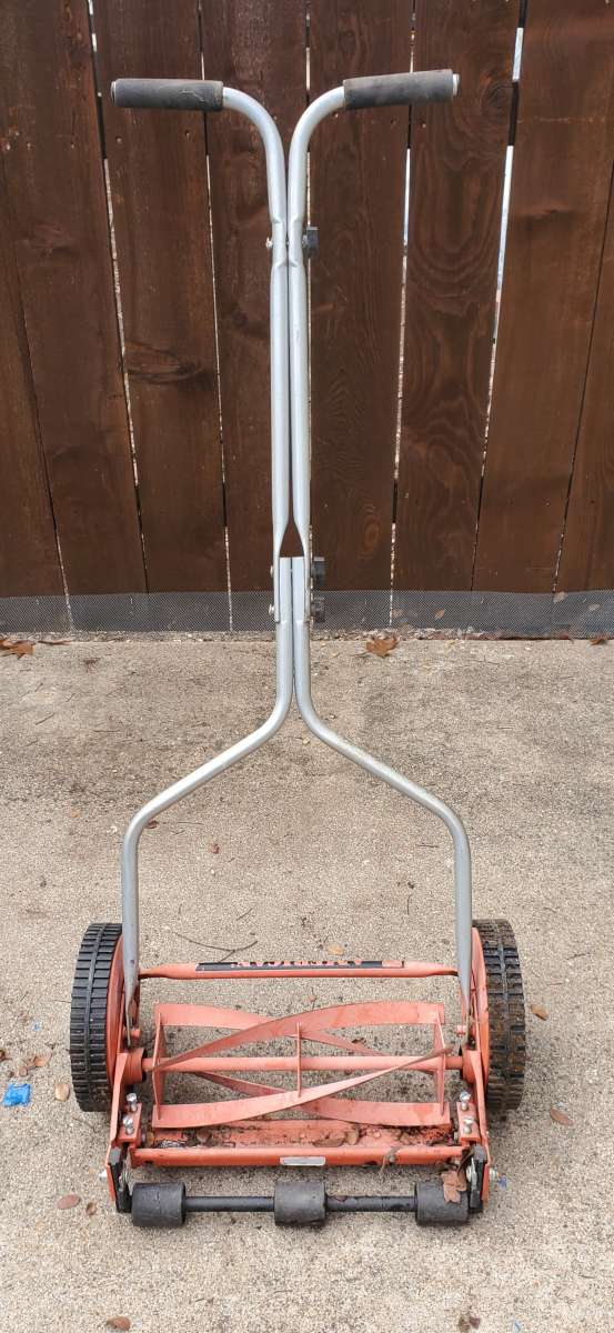 American Lawn Mower Company  4Blade Push Reel Mower  14Inch