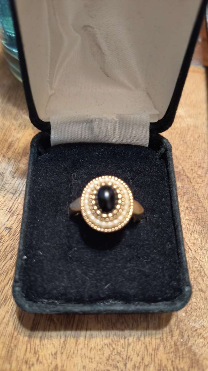 Vintage Avon Ring