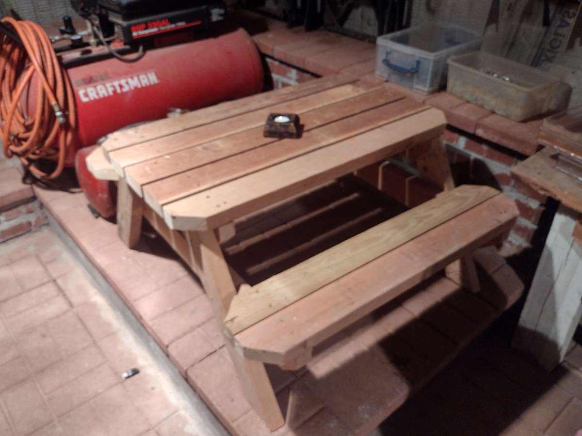 kids mini picnic tables