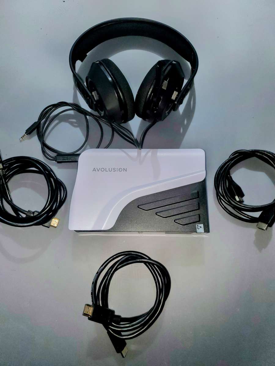 Xbox one series x s hard drive Headset And HDMI cords