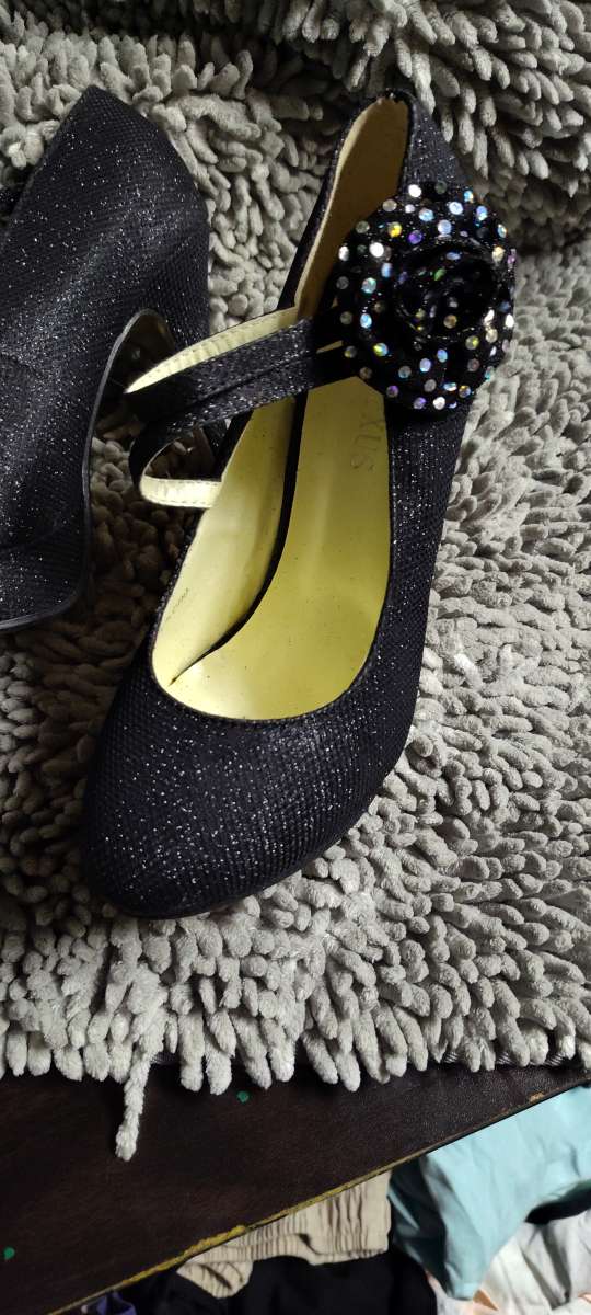 size 10 womens shoes