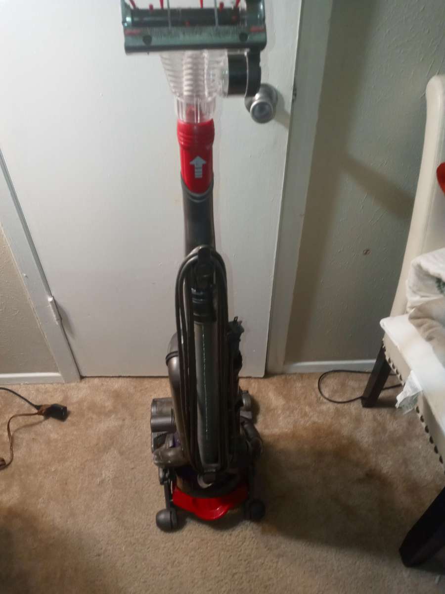 Dyson bagless vacuum cleaner