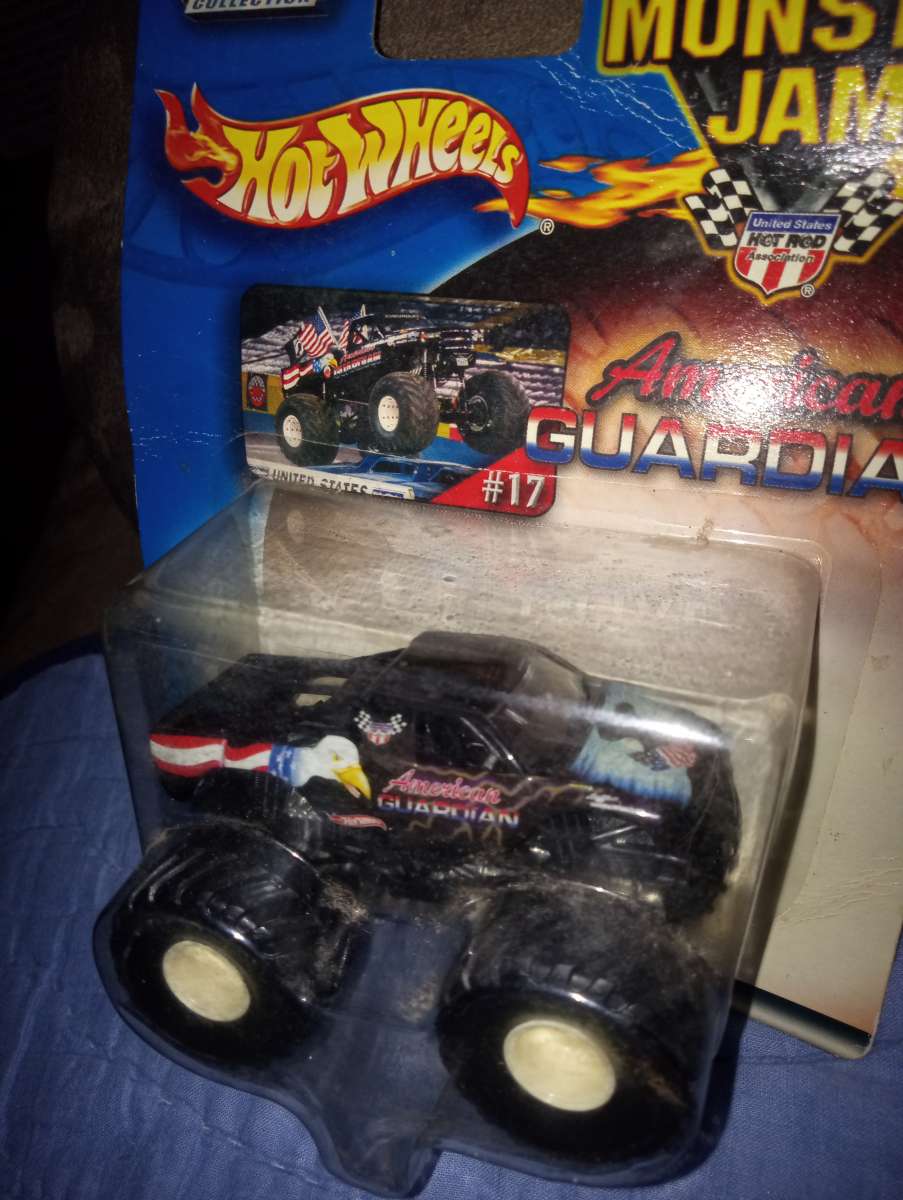 Monster Trucks