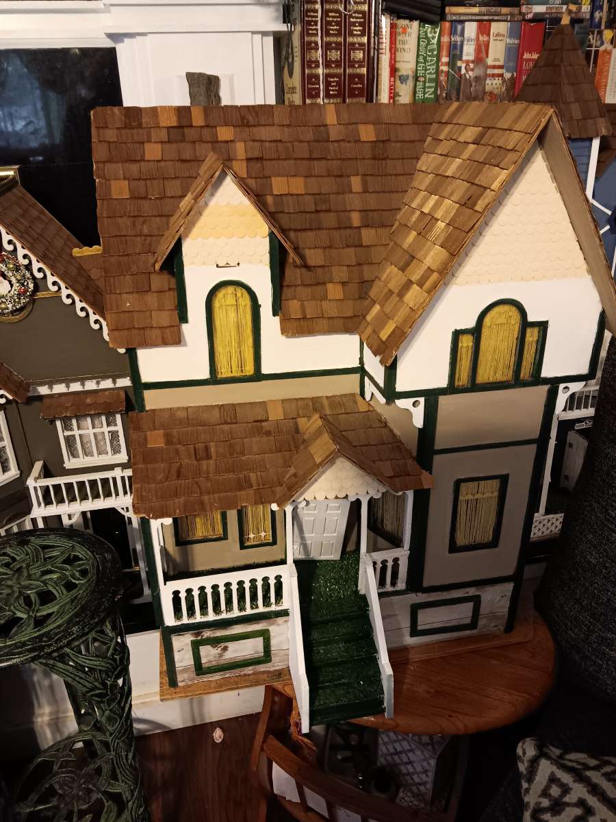 dollhouse
