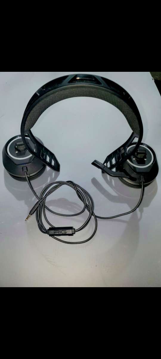 Xbox one series x s hard drive Headset And HDMI cords