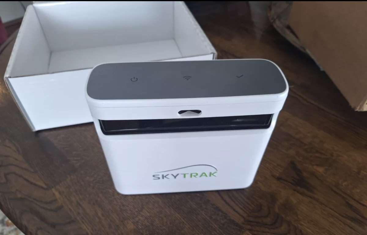 SkyTrak Plus Golf Simulator