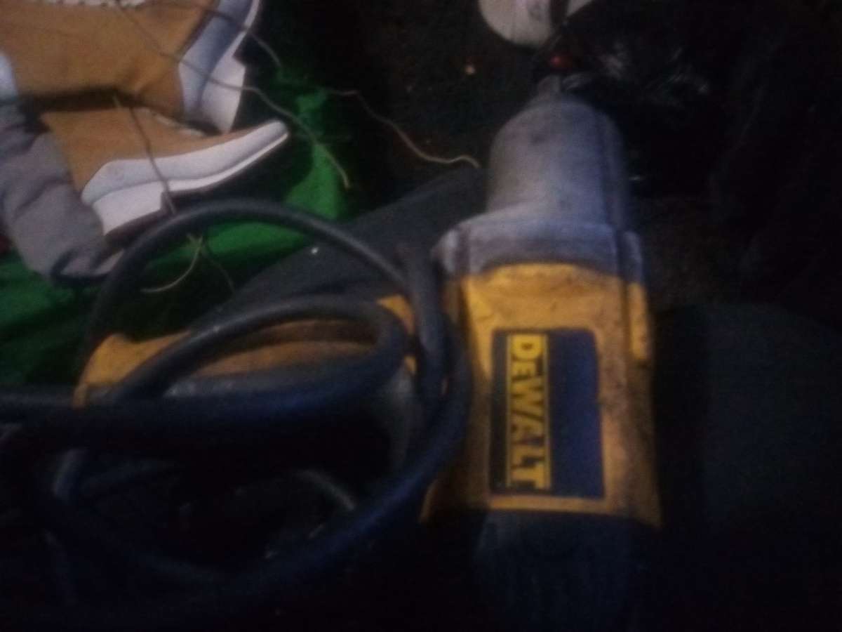 DeWalt impact gun