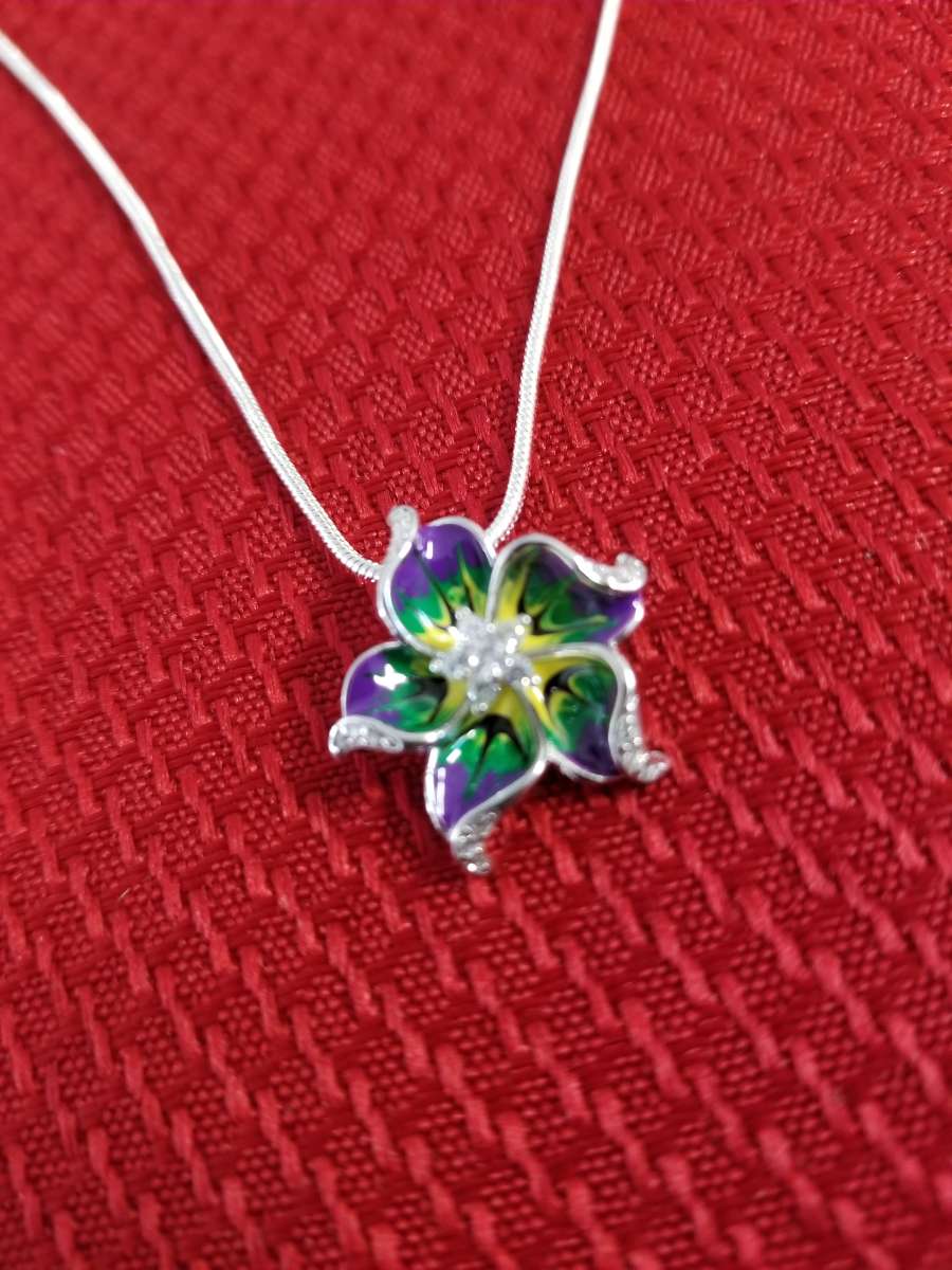 Sterling Silver color Flower Pendant
