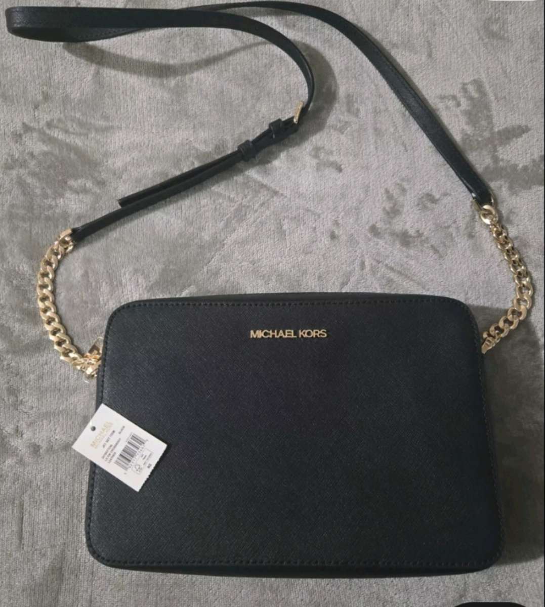 Michael Kors Jet Set Item EW Leather crossbody New Purse Wit