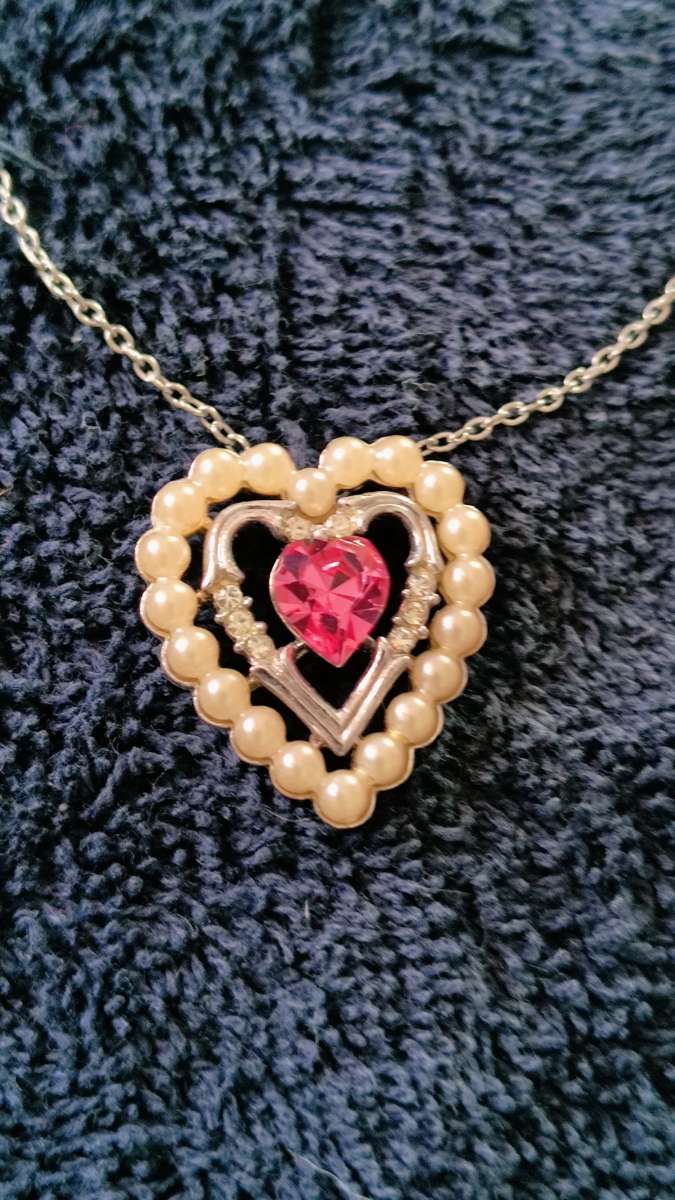 Vintage Avon Pink Heart Necklace
