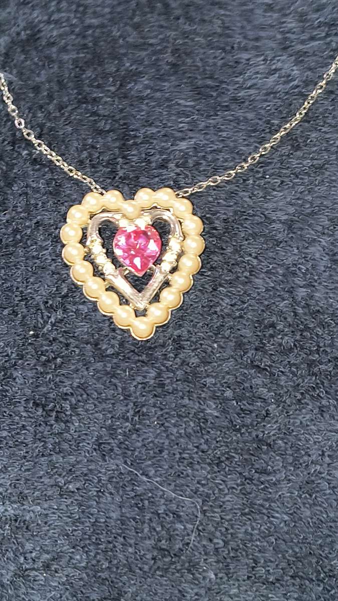Vintage Avon Pink Heart Necklace