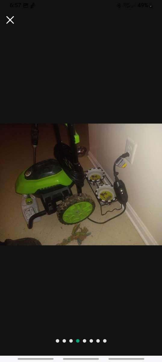 Greenworks 2000psi electric pressure washer