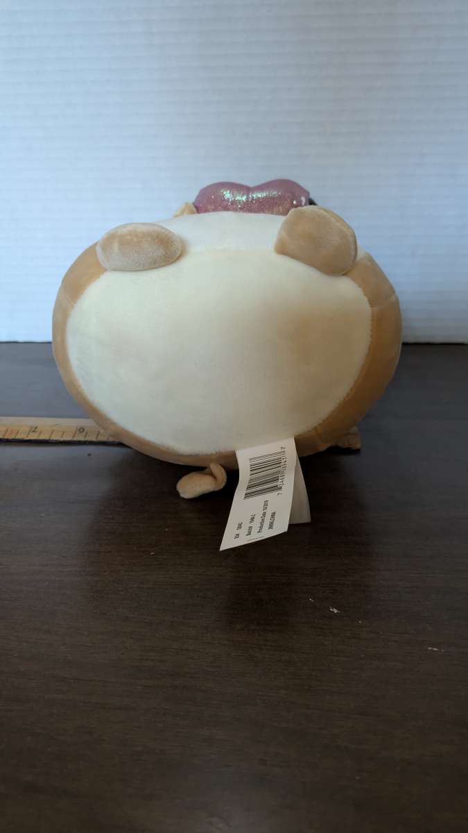 Squishmallows Hug Mees Valentines Pug Dog Holding Pink Heart