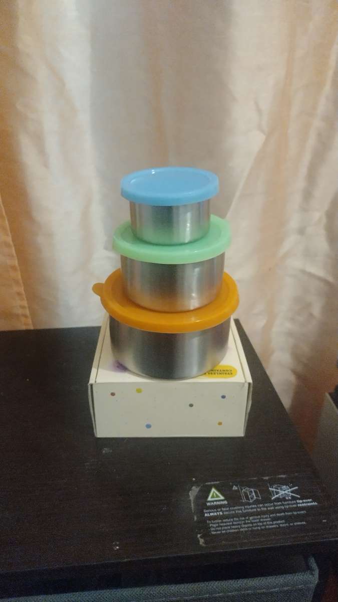 small portion containers