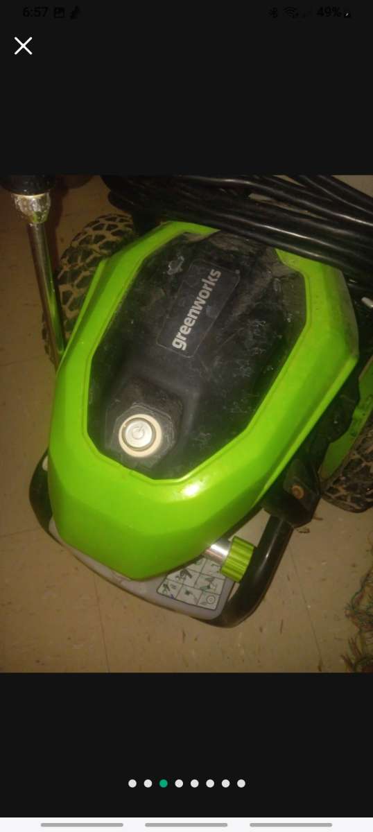 Greenworks 2000psi electric pressure washer