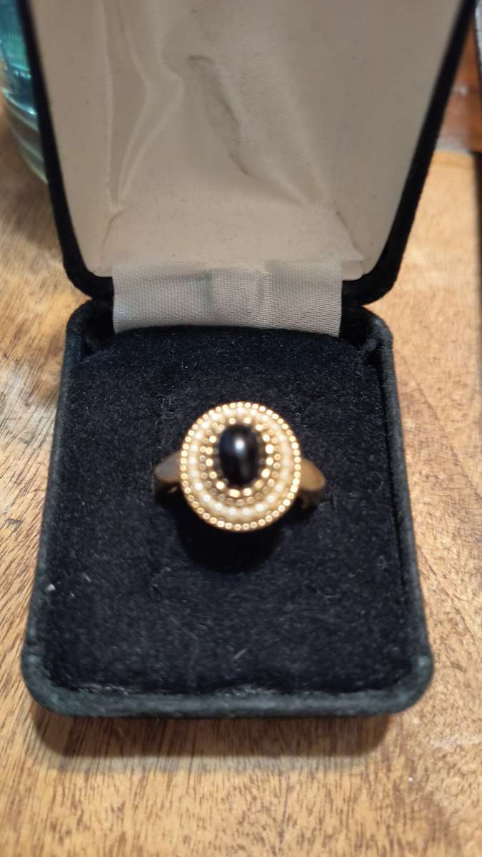 Vintage Avon Ring