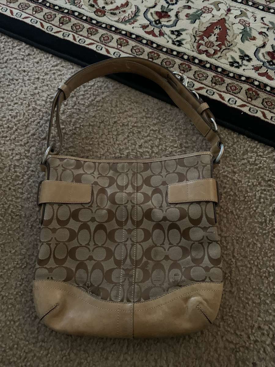 coach shoulder bag