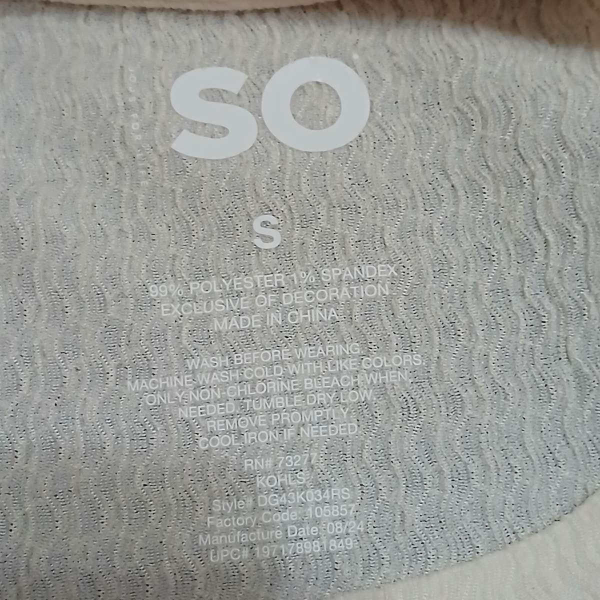 SO Girls Sweater size S